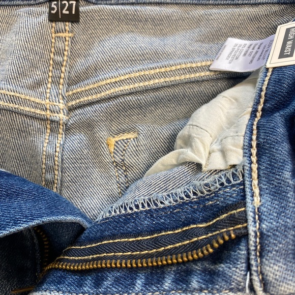 Judy Blue 90’s Straight Leg Jeans - Picture 5 of 7